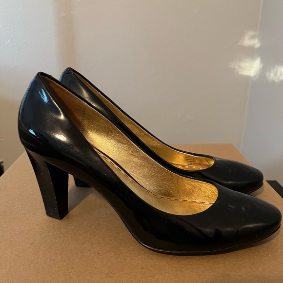 Coach Black Sheri Patent Leather Heels - Picture 11 of 16